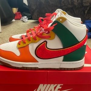 Nike dunk high university seven